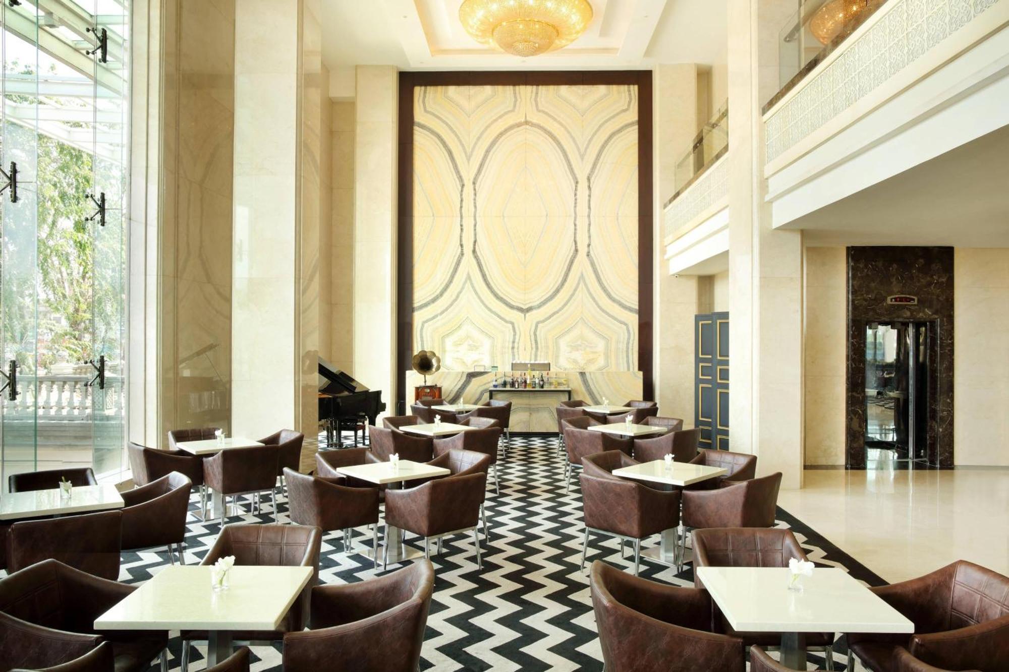 Four Points By Sheraton Medan Eksteriør billede