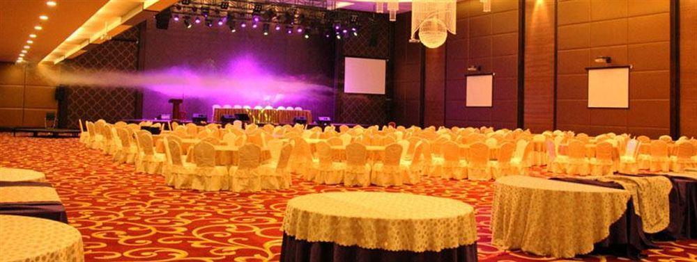 Four Points By Sheraton Medan Eksteriør billede