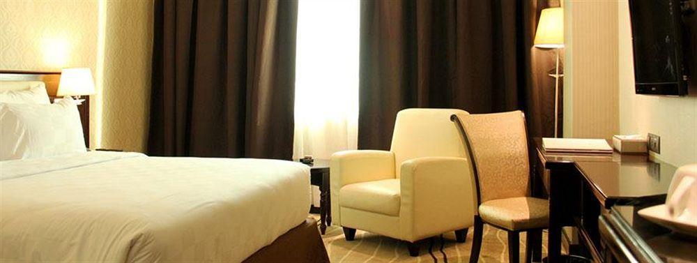 Four Points By Sheraton Medan Eksteriør billede